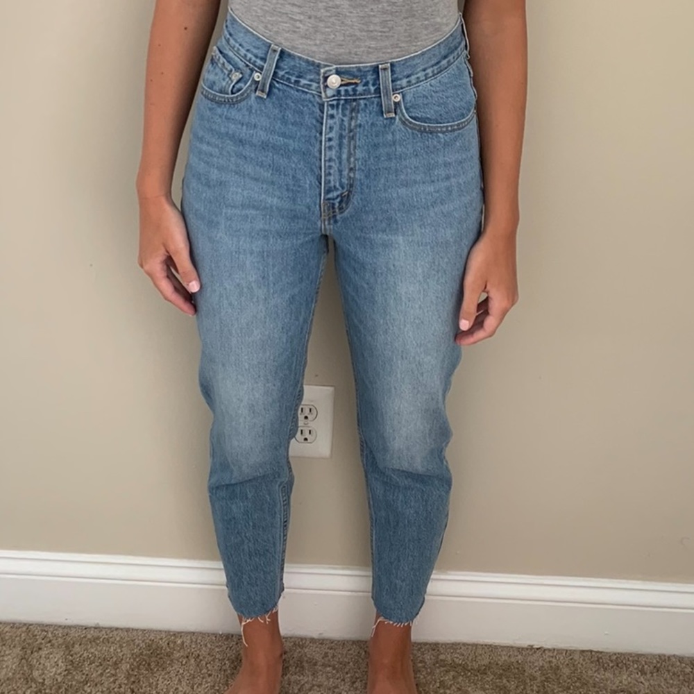 Levi’s : Mom Jean
